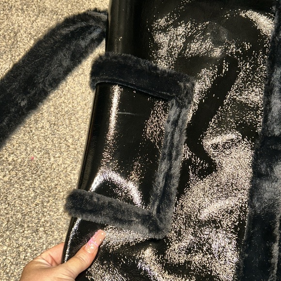 Fashion nova fur vest❤️ - Picture 6 of 10